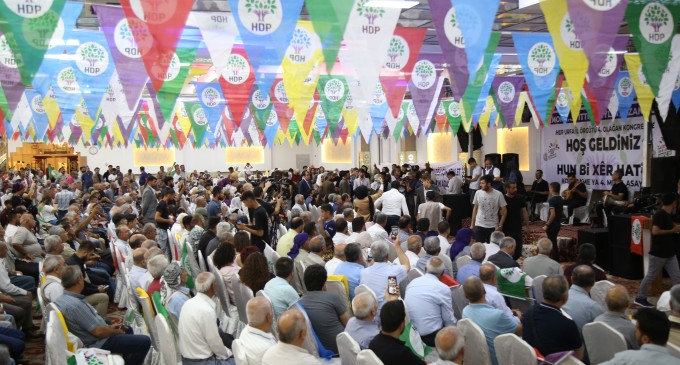 Binler HDP’nin Urfa Kongresi’nde | <font color=#ff0000>CANLI </font>