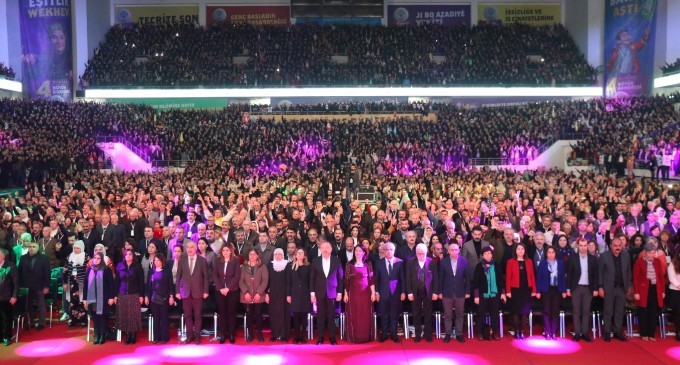 ‘Çözüm biziz’ diyen HDP’nin kongresine 100 bin kişinin katılımı hedefleniyor