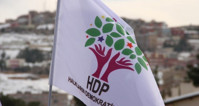 HDP’yi hedef gösteren Şener hakkında suç duyurusu