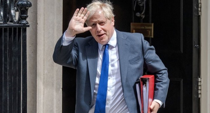 Britanya Başbakanı Johnson istifa etti