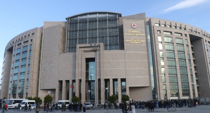 Öcalan’ın avukatlarına açılan dava ertelendi