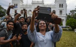 Sri Lanka’da eylemciler hükümet binalarından çekildi