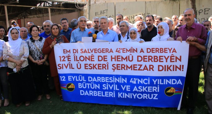 Diyarbakır Cezaevi önünde 12 Eylül protestosu