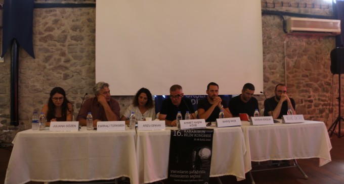 Karaburun Bilim Kongresi sona erdi: Yeni rejimin inşası konuşuldu