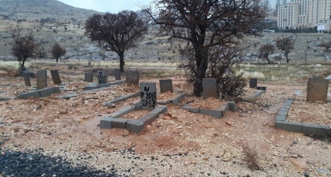 Mardin’de 2 cenaze kimsesizler mezarlığına defnedildi