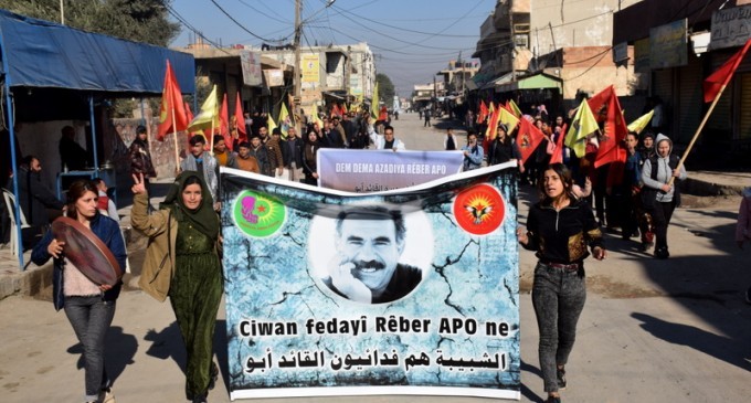 Binler Abdullah Öcalan’ın özgürlüğünü talep etti