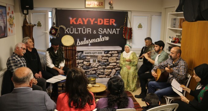 Kadıköy’de ‘Dengbej Divanı’ kuruldu