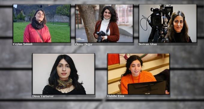 Kadın gazetecilere çıplak aramaya takipsizlik kararı