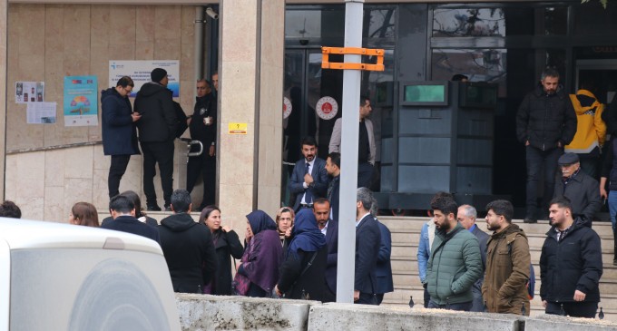 Şenyaşar: Yaralı çocuklarım AKP’li Yıldız’ın talimatıyla Suruç hastanesine taşındı