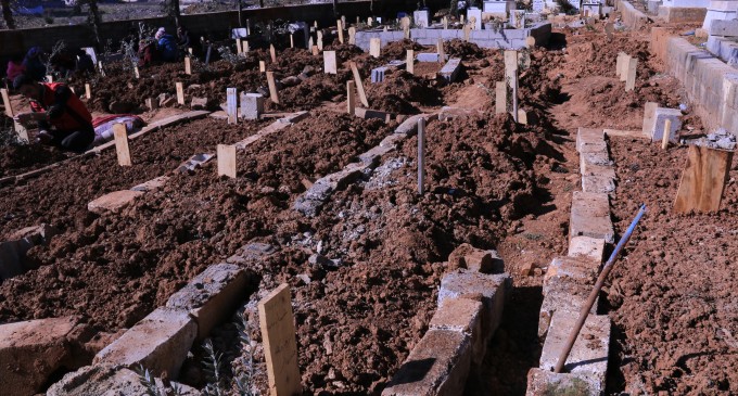 İslahiye’de yıkım mezarlığa yansıdı