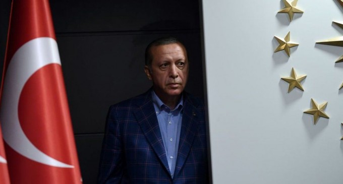 İtiraflarda bulunan Erdoğan helallik istedi