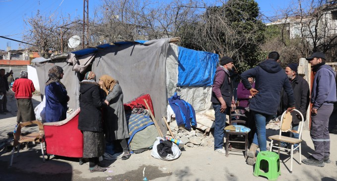 İzmir Barosu: Mültecilere yönelik ayrımcı politikalar kabul edilemez