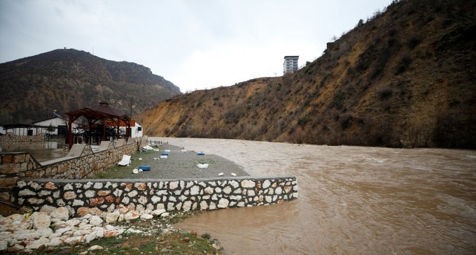 Dersim-Ovacık yolu trafiğe kapatıldı