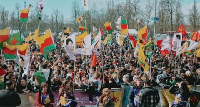 Frankfurt’ta Newroz kutlaması