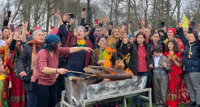 Fransa ve Belçika’da Newroz kutlaması
