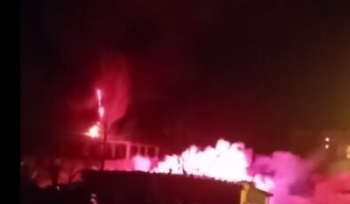 Geverli gençler Newroz ateşini yaktı