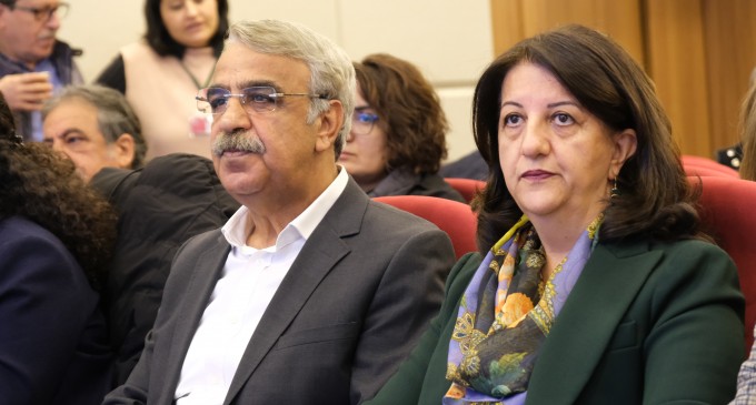HDP Eş Genel Başkanları: Örgütlü linç ve faşizme karşı Amedspor’un yanındayız
