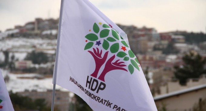 HDP: Gözaltı operasyonları seçim darbesidir