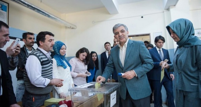 Abdullah Gül: Demokrasinin en önemli anı
