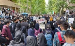 İran’da kadın öğrenciler üniversiteden çıkarıldı