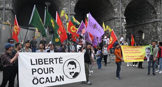 Lozan ve Marsilya’da Mexmûr ablukası protesto edildi
