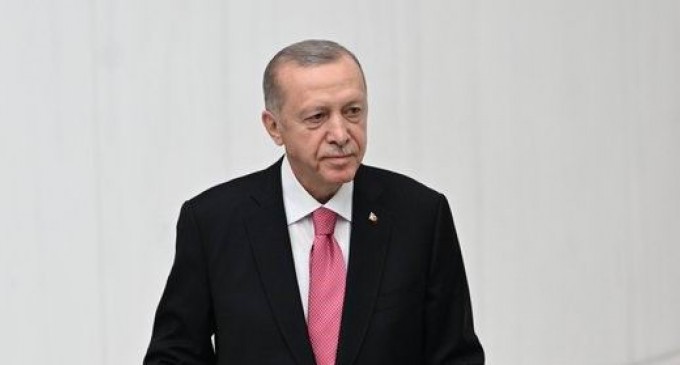 Erdoğan yemin etti | <font color=#ff0000>YENİLENDİ</font>