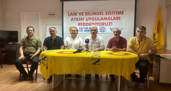 İzmir’de din görevlilerin okullara atanmasına tepki