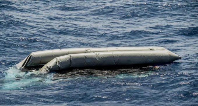 Mülteci teknesi battı: 17 ölü